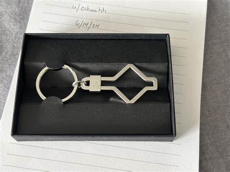 tudor snowflake keychain